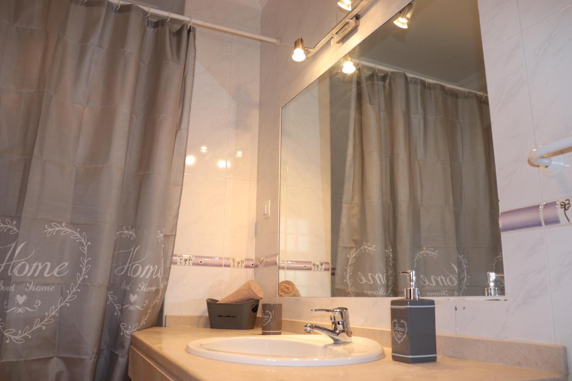 Cantinho Da Cacilda Holiday home *